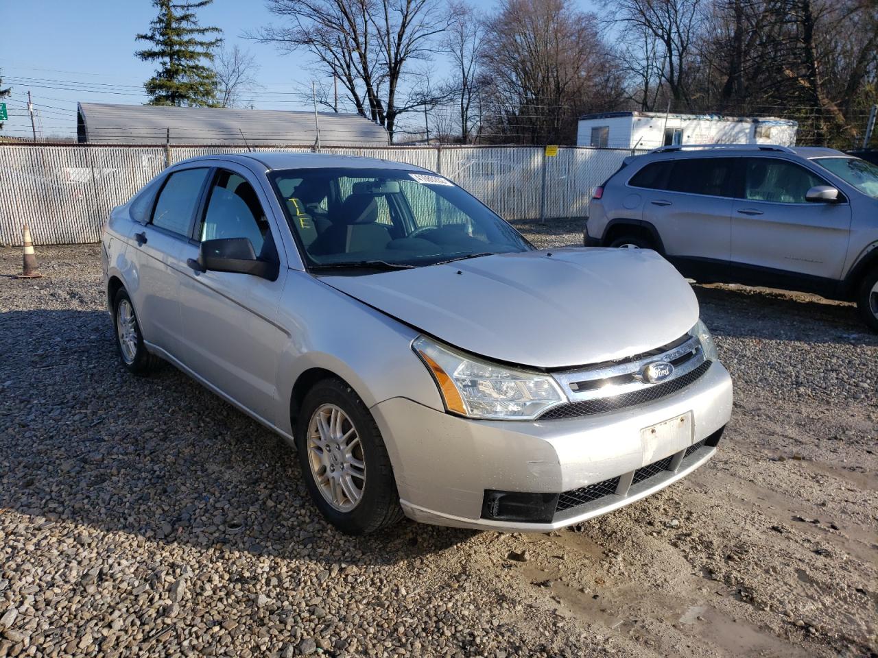 FORD FOCUS SE 2011 with VIN 1FAHP3FN7BW106034 - Photo from auction