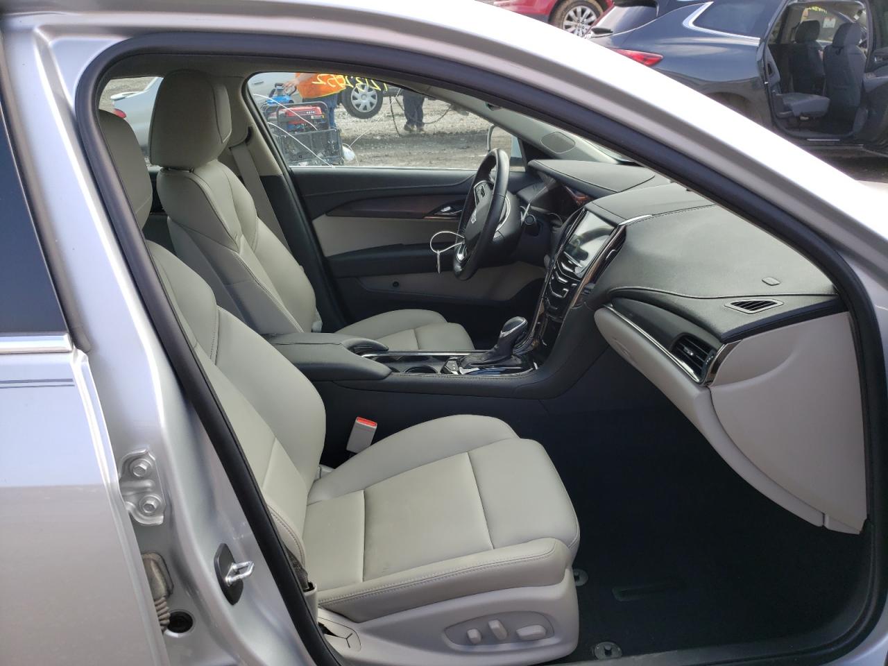 Photo 5 from auction – 2017 CADILLAC ATS with VIN 1G6AA5RX5H0160128