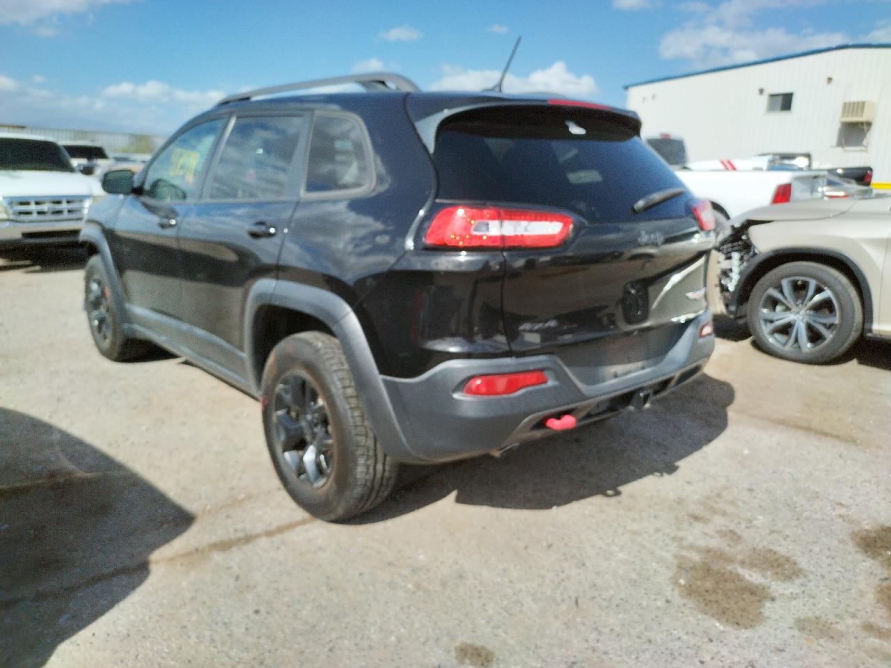 Photo 3 from auction – 2015 JEEP CHEROKEE T with VIN 1C4PJMBS0FW662832