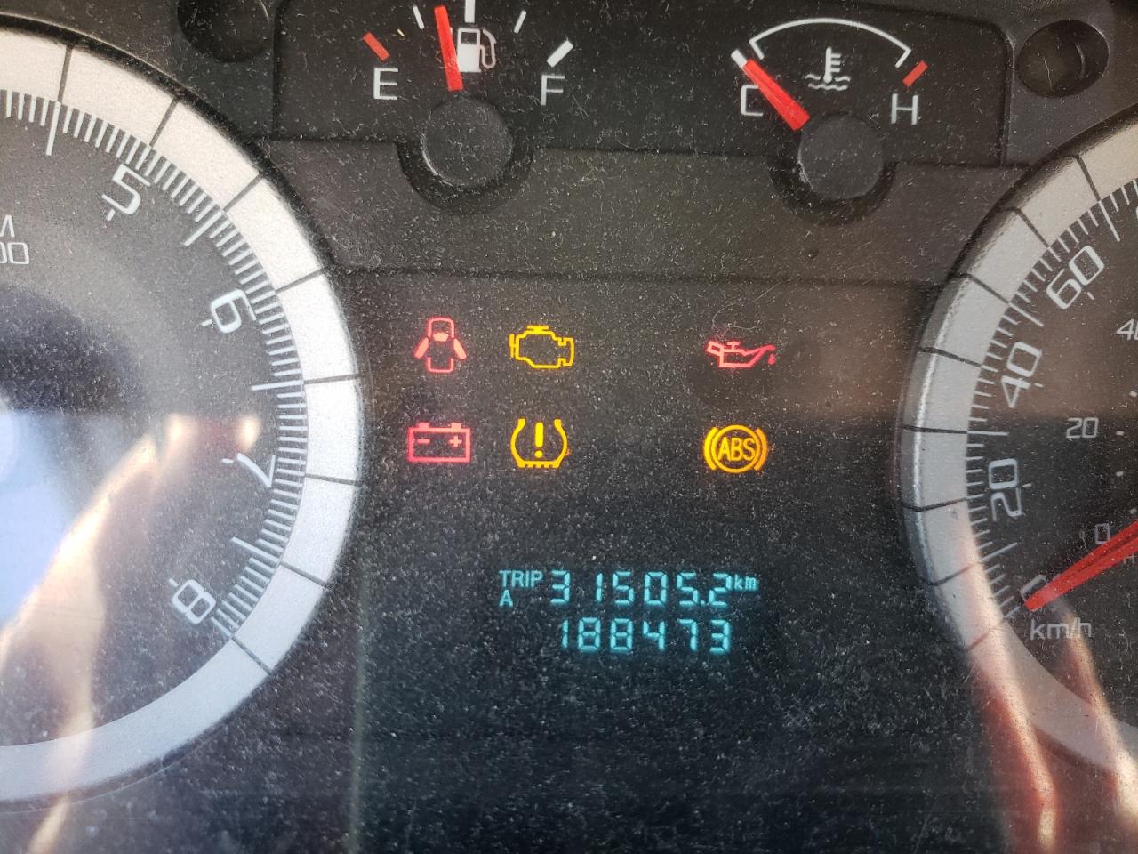 Photo 8 from auction – 2008 FORD ESCAPE XLT with VIN 1FMCU93148KD47594