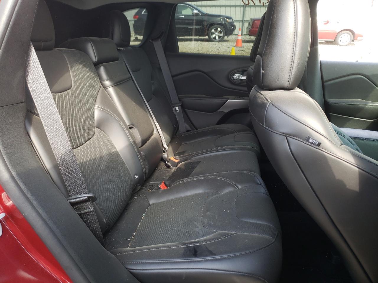 Photo 6 from auction – 2019 JEEP CHEROKEE L with VIN 1C4PJMDX4KD158542