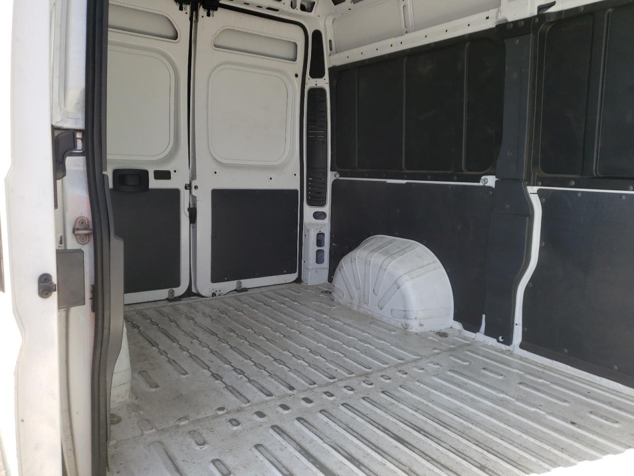 Photo 6 from auction – 2019 RAM PROMASTER with VIN 3C6TRVBG5KE549656