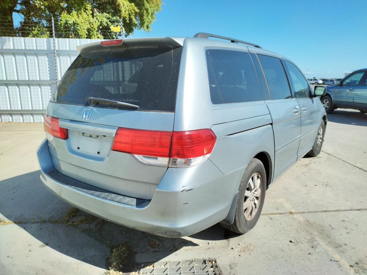 Photo 4 from auction – 2009 HONDA ODYSSEY EX with VIN 5FNRL38739B017228