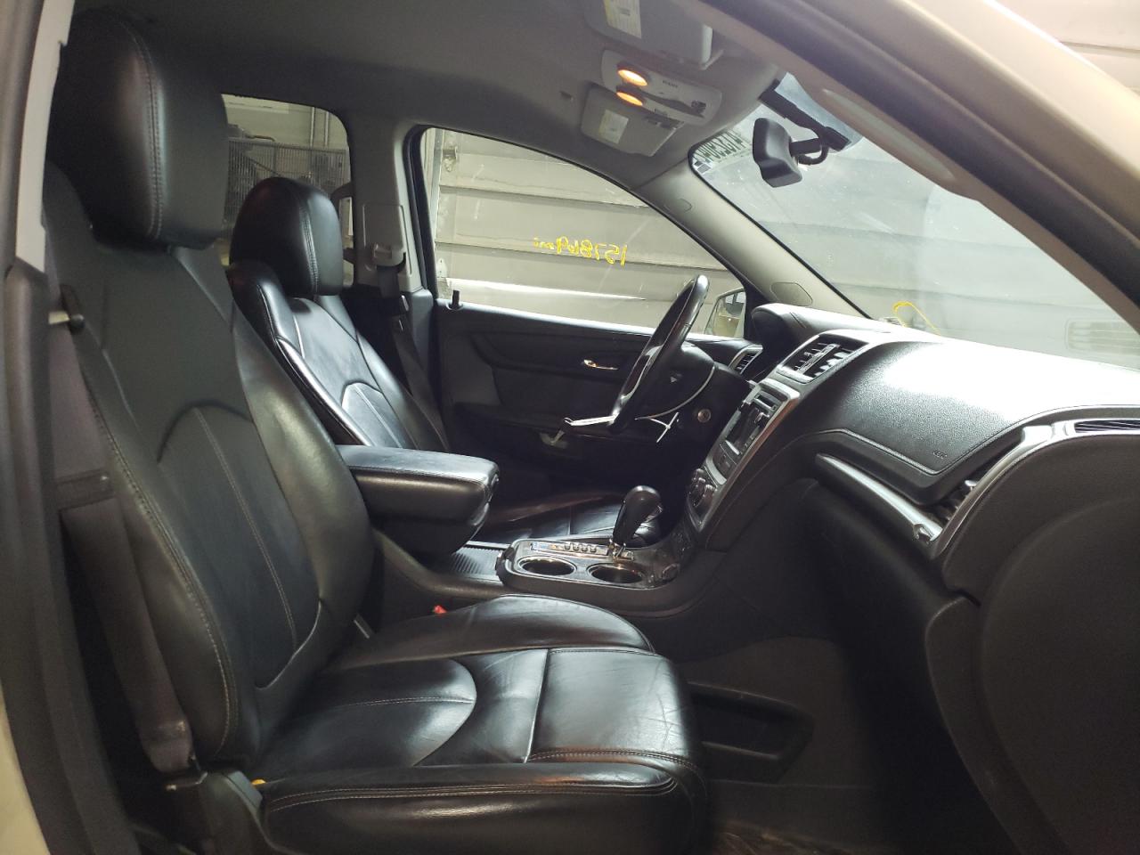 Photo 5 from auction – 2013 GMC ACADIA SLT with VIN 1GKKVRKD3DJ264896