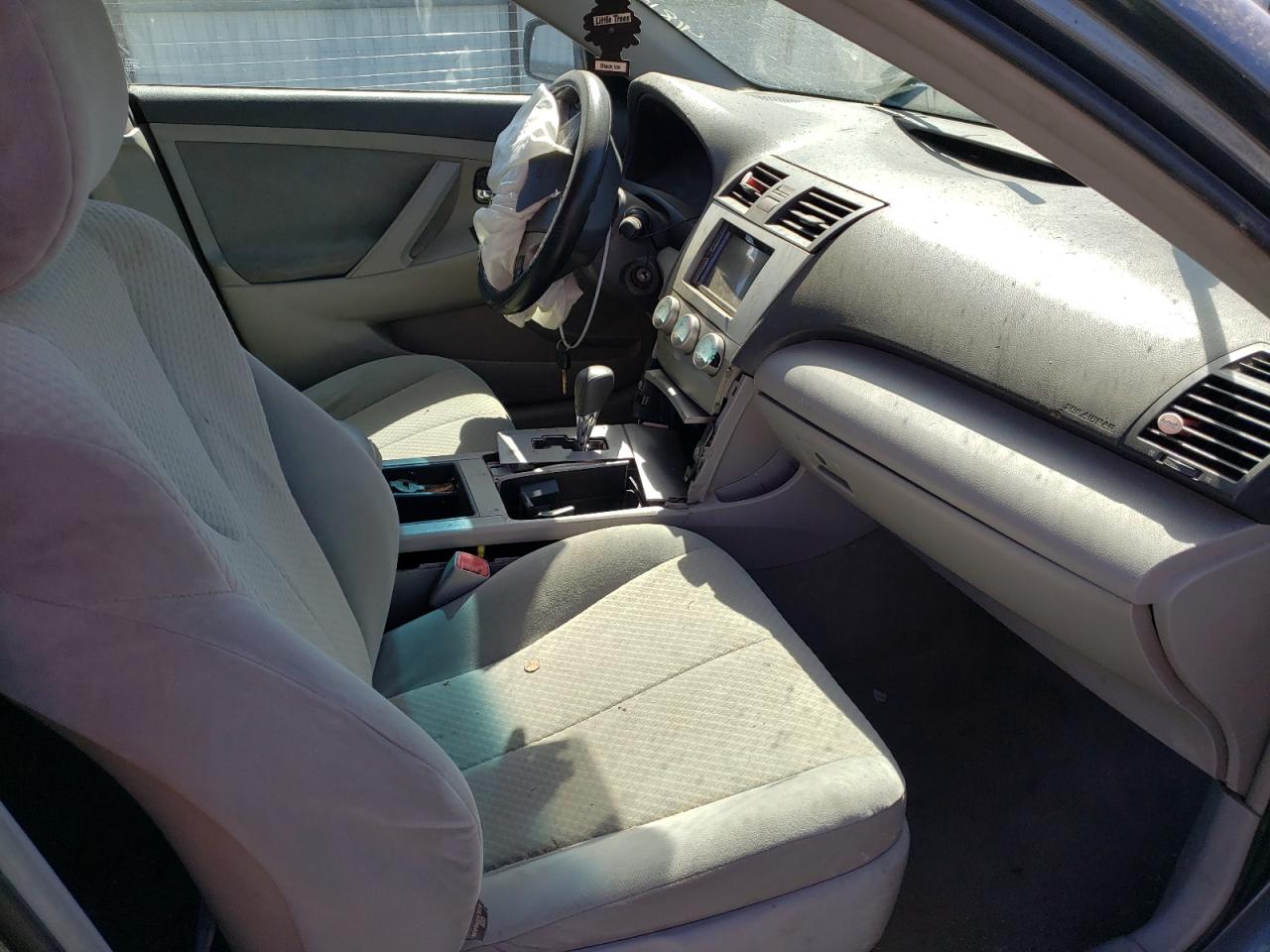 Photo 5 from auction – 2007 TOYOTA CAMRY CE with VIN 4T1BE46K27U700742