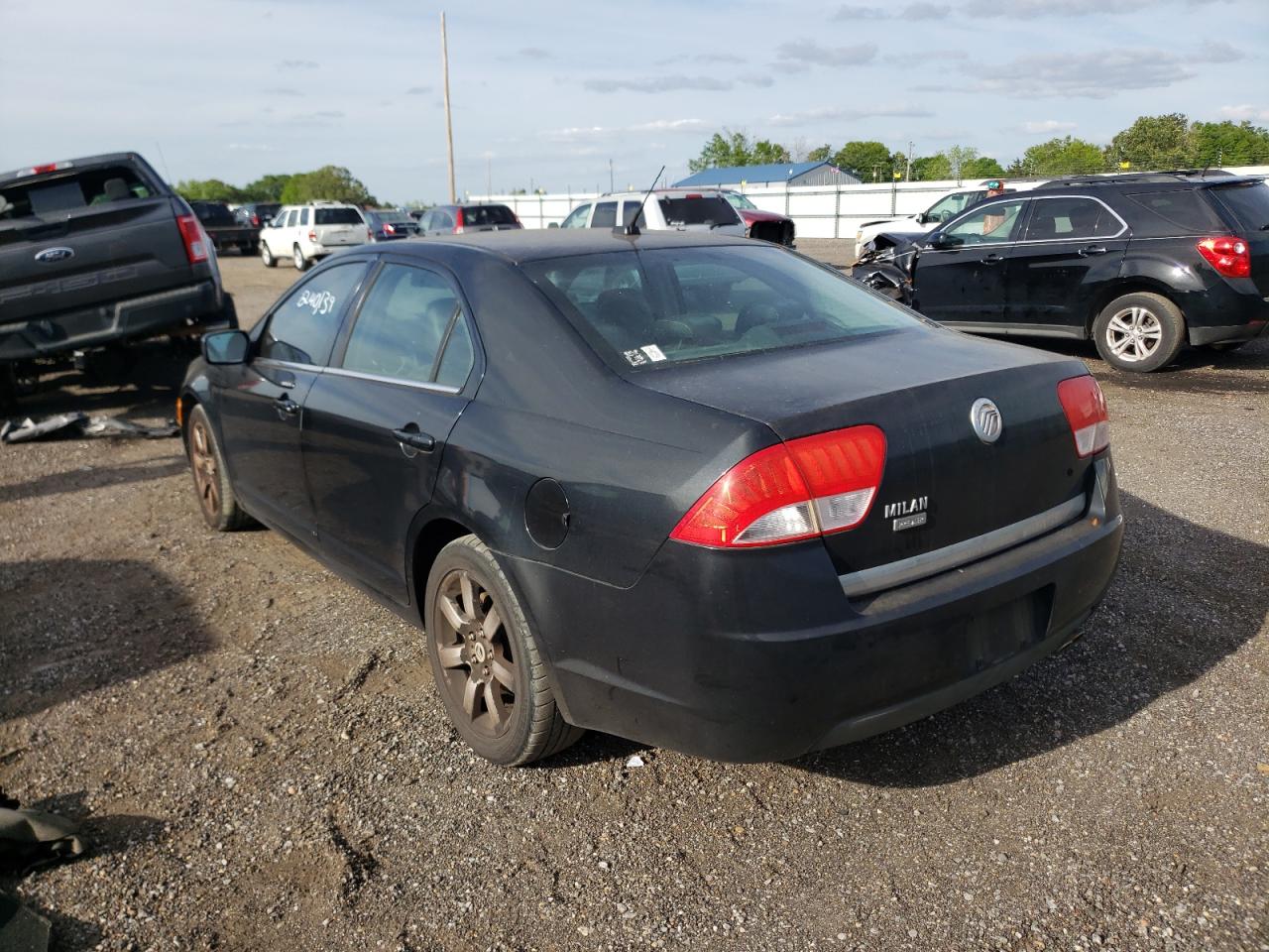 Photo 3 from auction – 2010 MERCURY MILAN PREM with VIN 3MEHM0JA8AR602854