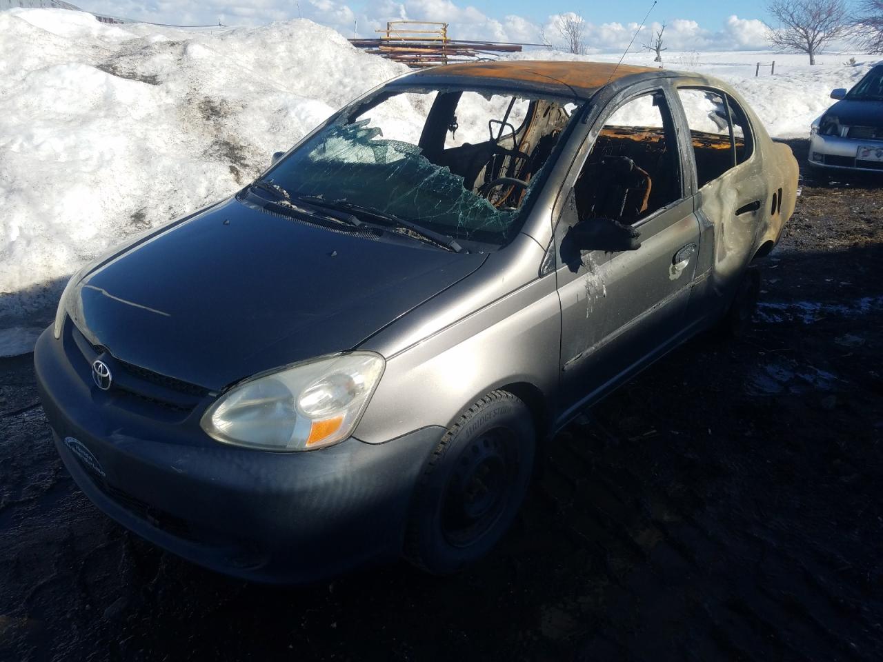 Photo 2 from auction – 2003 TOYOTA ECHO with VIN JTDBT123435035581