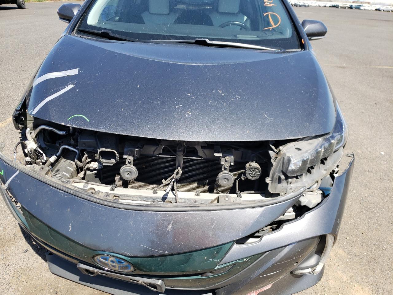 Photo 9 from auction – 2017 TOYOTA PRIUS PRIM with VIN JTDKARFP0H3011184