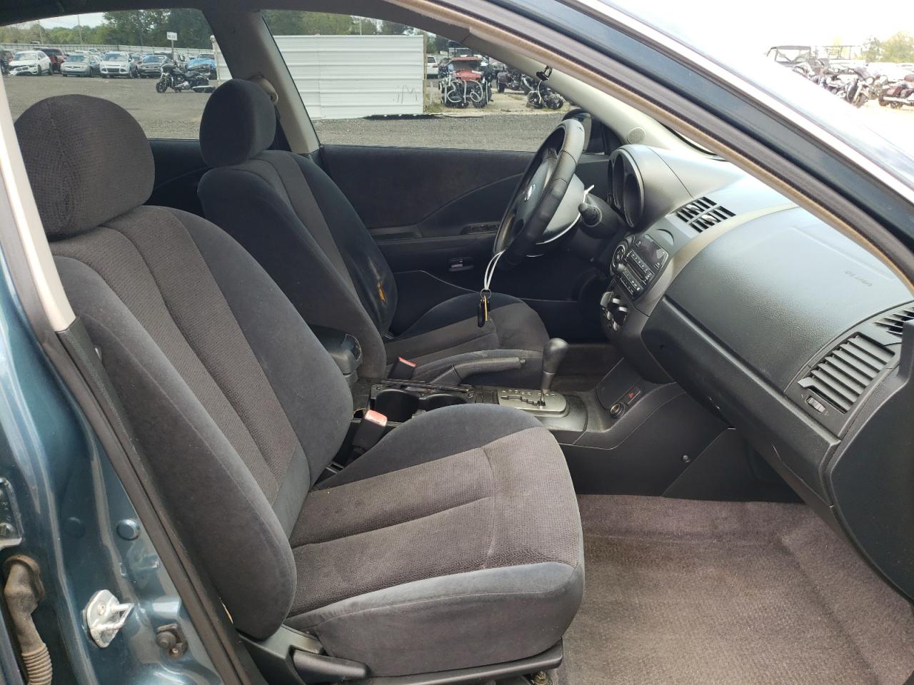 Photo 5 from auction – 2002 NISSAN ALTIMA BAS with VIN 1N4AL11D32C248060
