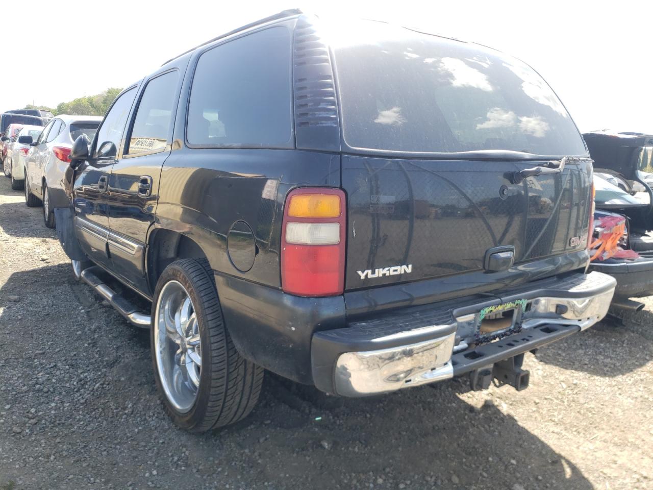 Photo 3 from auction – 2003 GMC YUKON with VIN 1GKEC13V43R144018