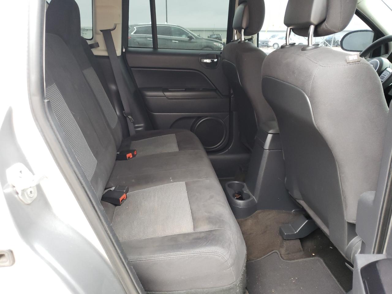 Photo 6 from auction – 2015 JEEP COMPASS SP with VIN 1C4NJCBA1FD284735