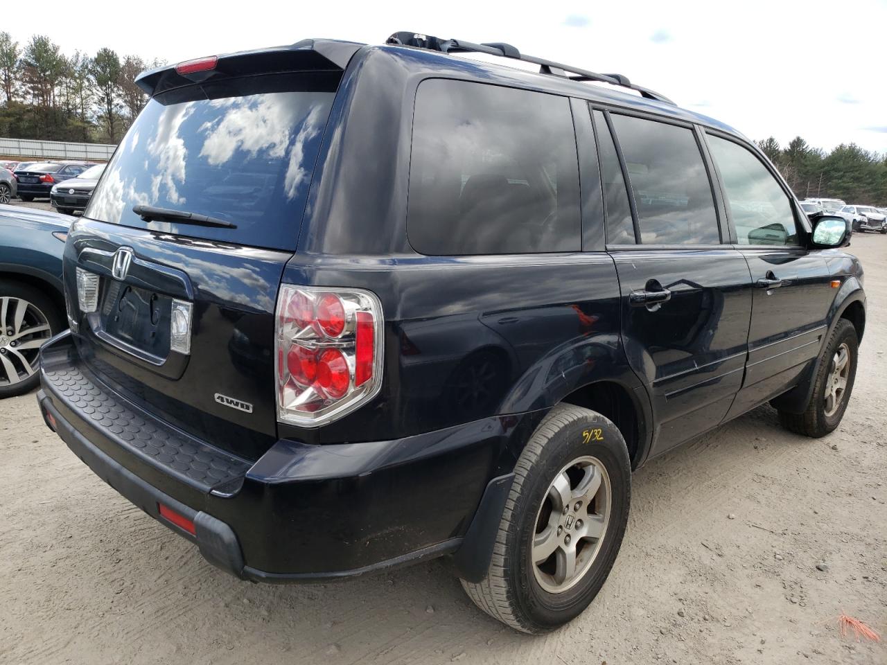 Photo 4 from auction – 2006 HONDA PILOT EX with VIN 2HKYF18456H539837