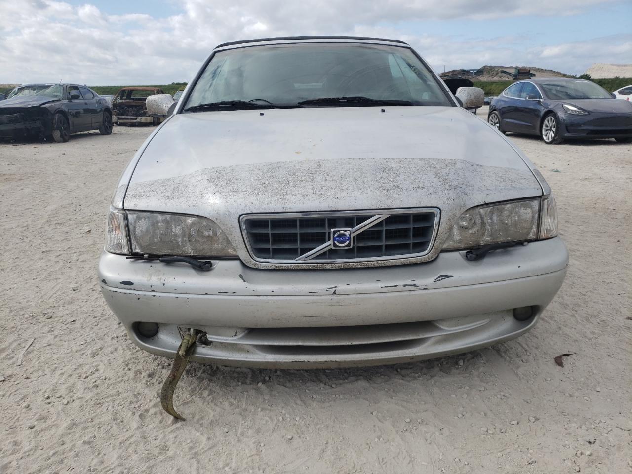 Photo 9 from auction – 2004 VOLVO C70 LPT with VIN YV1NC63D74J063086