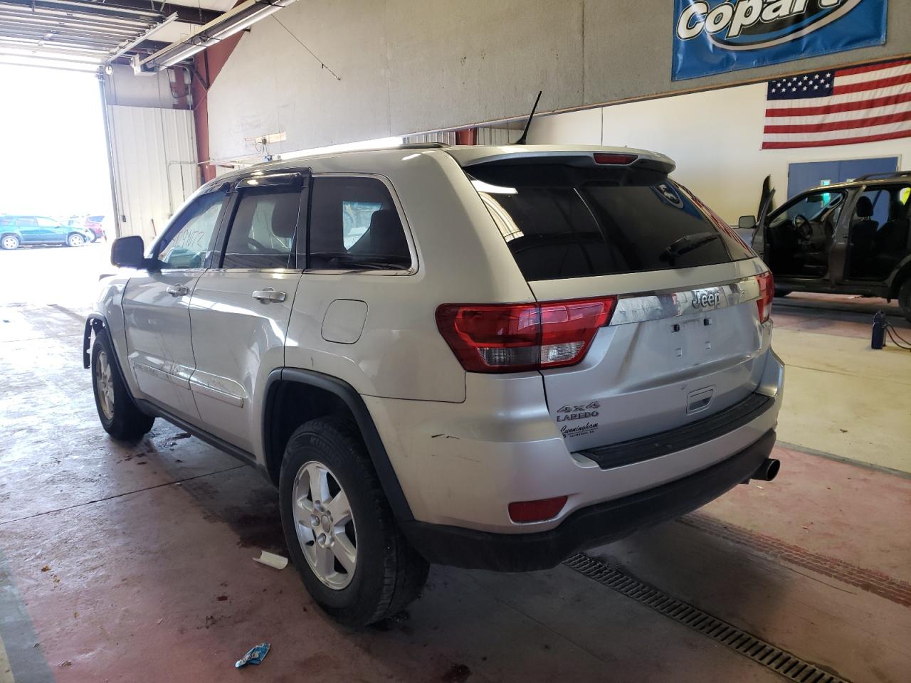Photo 3 from auction – 2012 JEEP GRAND CHER with VIN 1C4RJFAG7CC333771