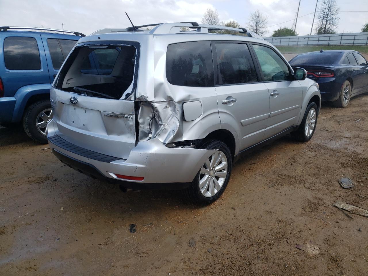 Photo 4 from auction – 2011 SUBARU FORESTER T with VIN JF2SHBHC8BH777866