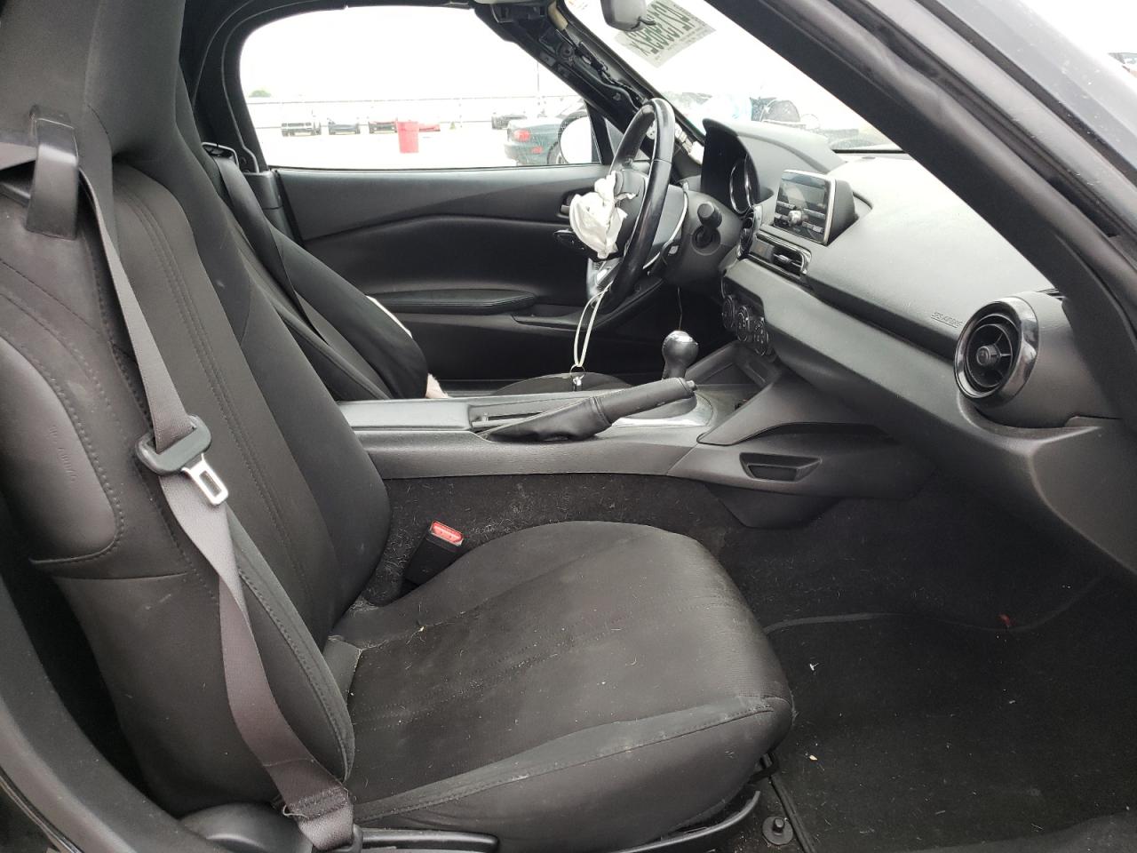 Photo 5 from auction – 2016 MAZDA MX-5 MIATA with VIN JM1NDAB76G0102553