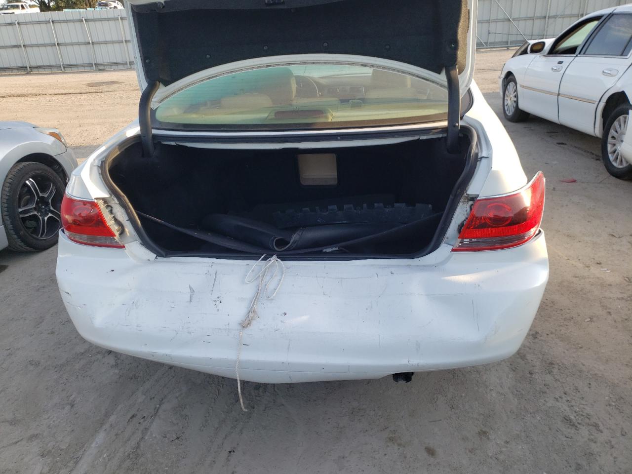 Photo 9 from auction – 2006 LEXUS ES 330 with VIN JTHBA30G665150628