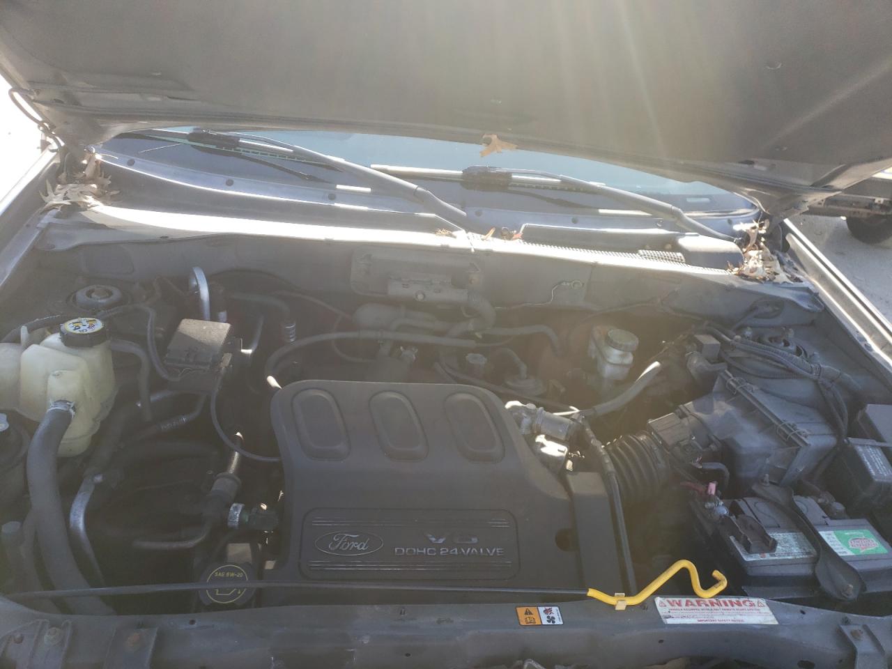 Photo 7 from auction – 2002 FORD ESCAPE XLT with VIN 1FMCU04172KC99767