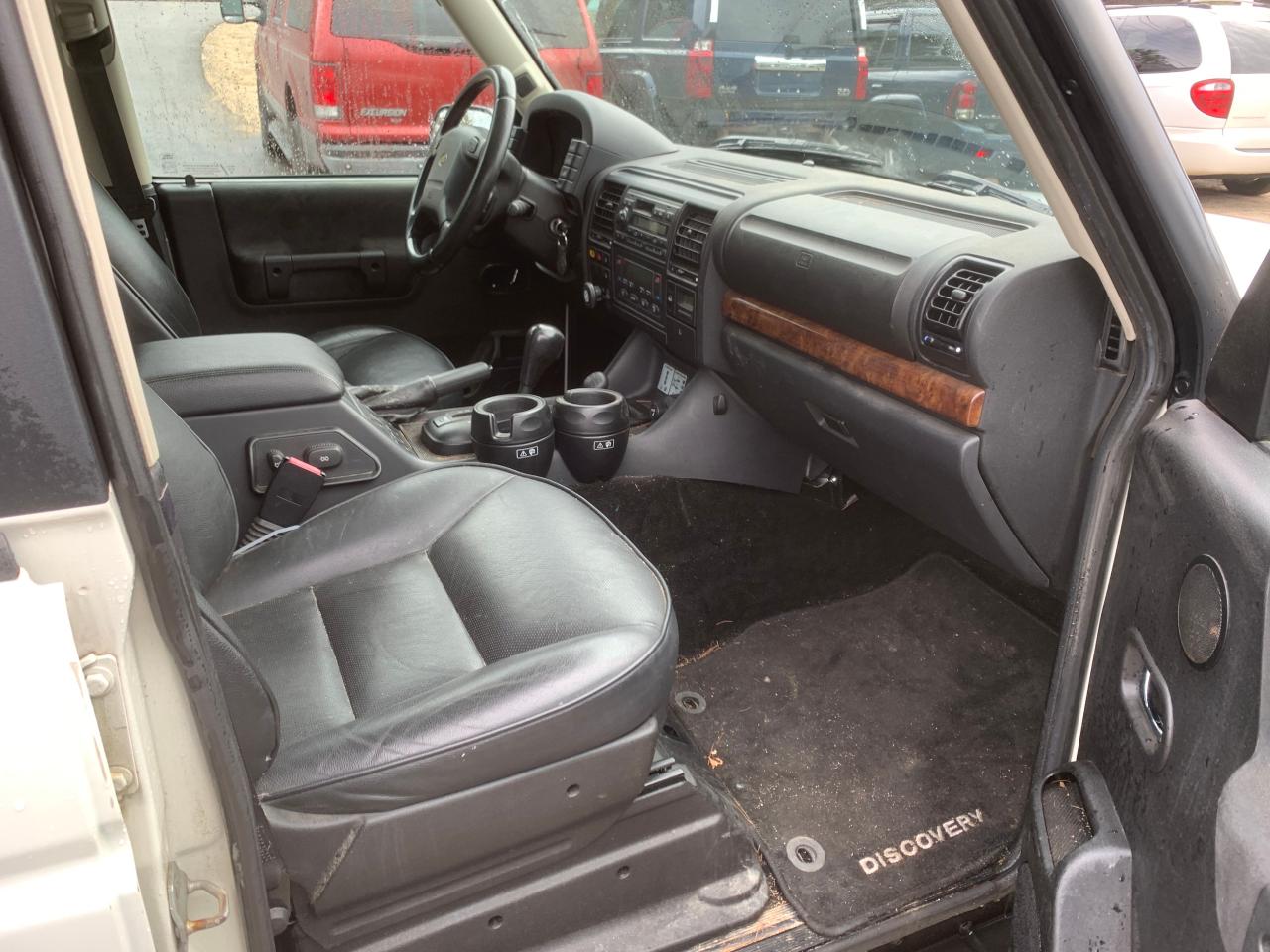 Photo 5 from auction – 2004 LAND ROVER DISCOVERY with VIN SALTY19444A851003