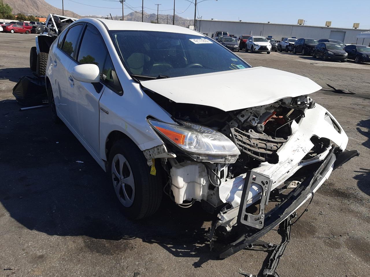 TOYOTA PRIUS 2014 with VIN JTDKN3DUXE0376592 - Photo from auction