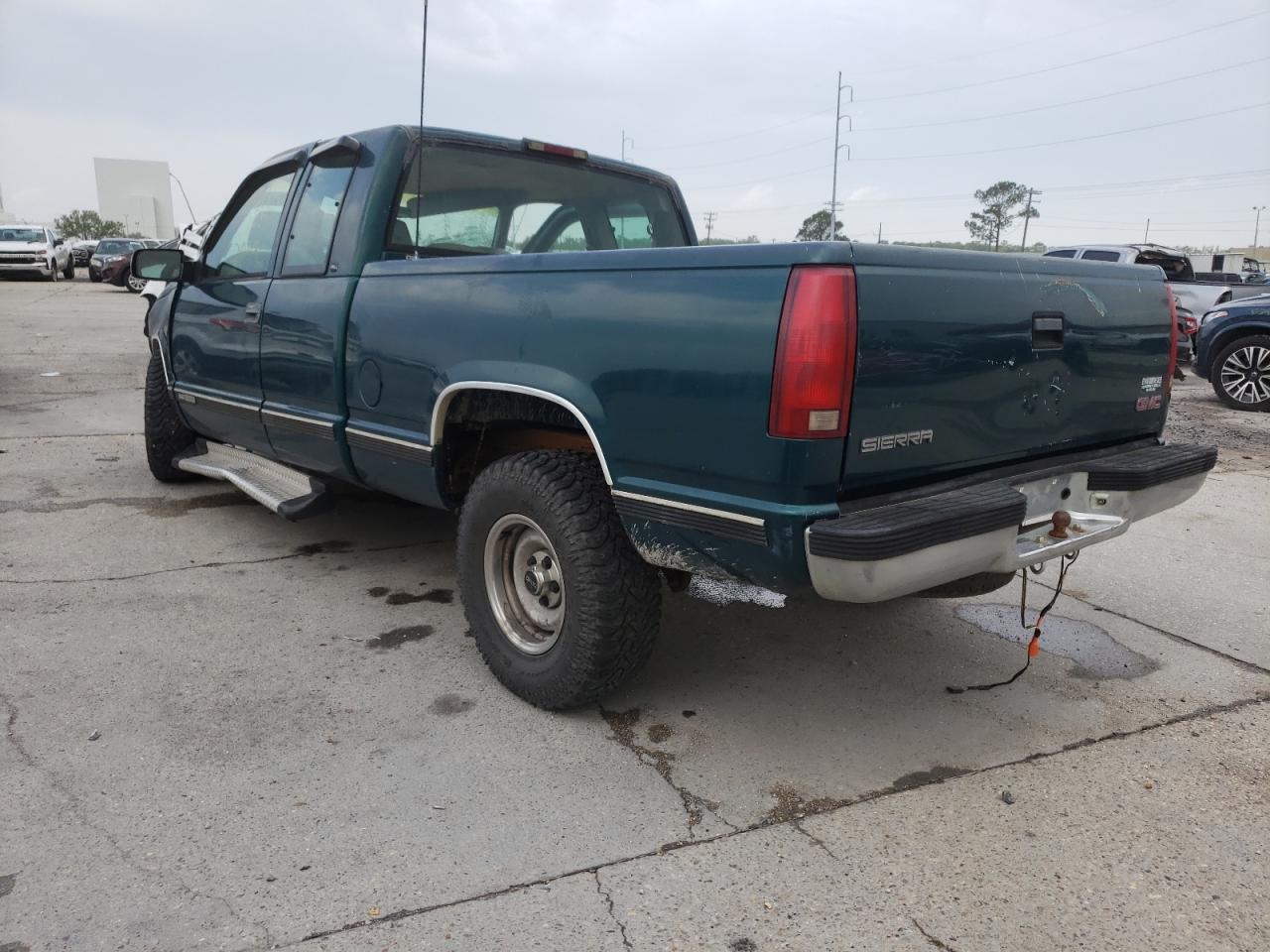Photo 3 from auction – 1998 GMC SIERRA C15 with VIN 1GTEC19W6WE523738
