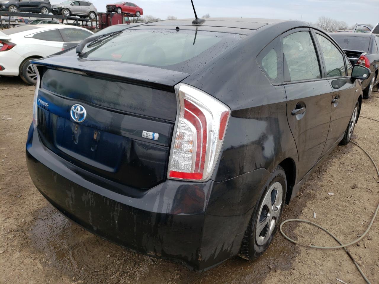 Photo 4 from auction – 2015 TOYOTA PRIUS with VIN JTDKN3DUXF1866493