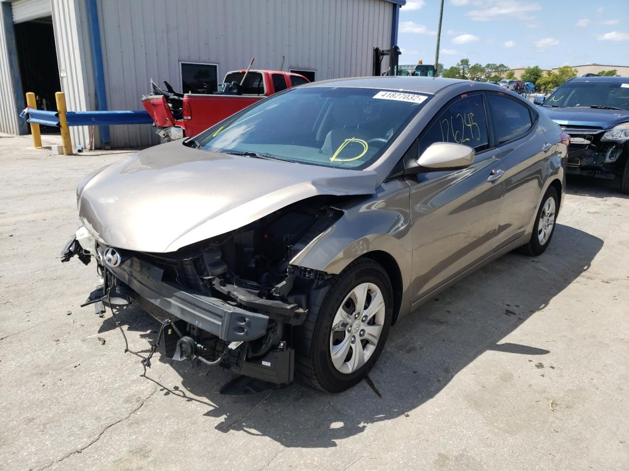 Photo 2 from auction – 2016 HYUNDAI ELANTRA SE with VIN 5NPDH4AE6GH781972