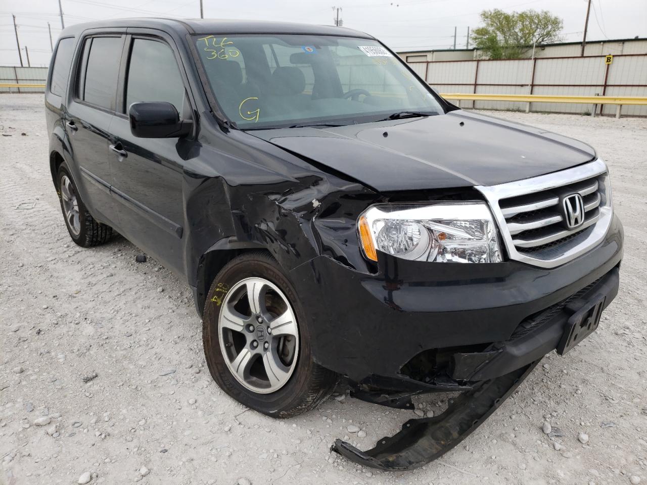 HONDA PILOT SE 2015 with VIN 5FNYF3H32FB034548 - Photo from auction