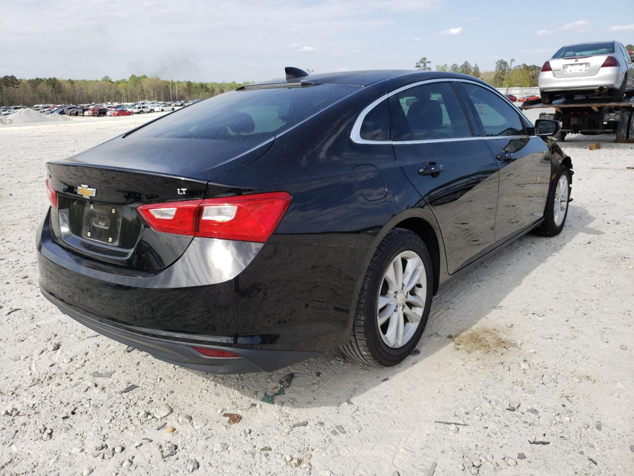 Photo 4 from auction – 2016 CHEVROLET MALIBU LT with VIN 1G1ZE5ST8GF204963