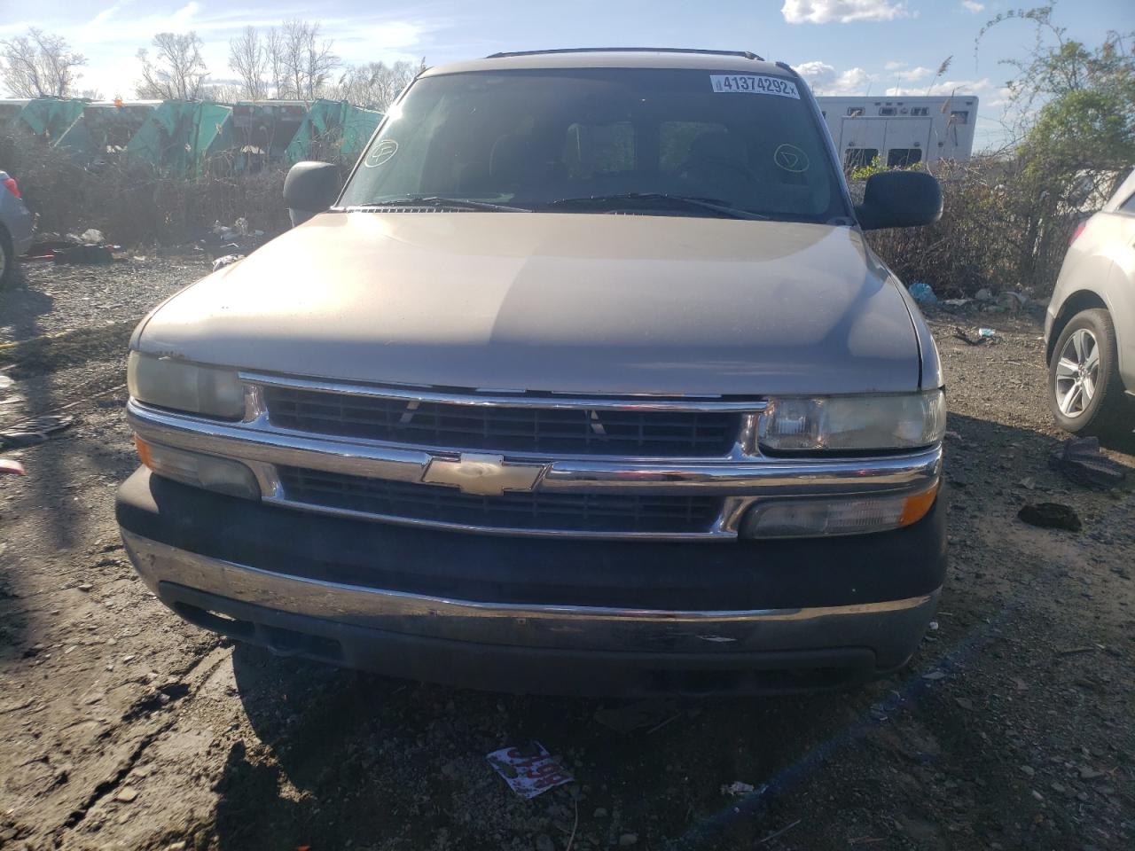 Photo 9 from auction – 2003 CHEVROLET SUBURBAN K with VIN 3GNFK16Z73G202616