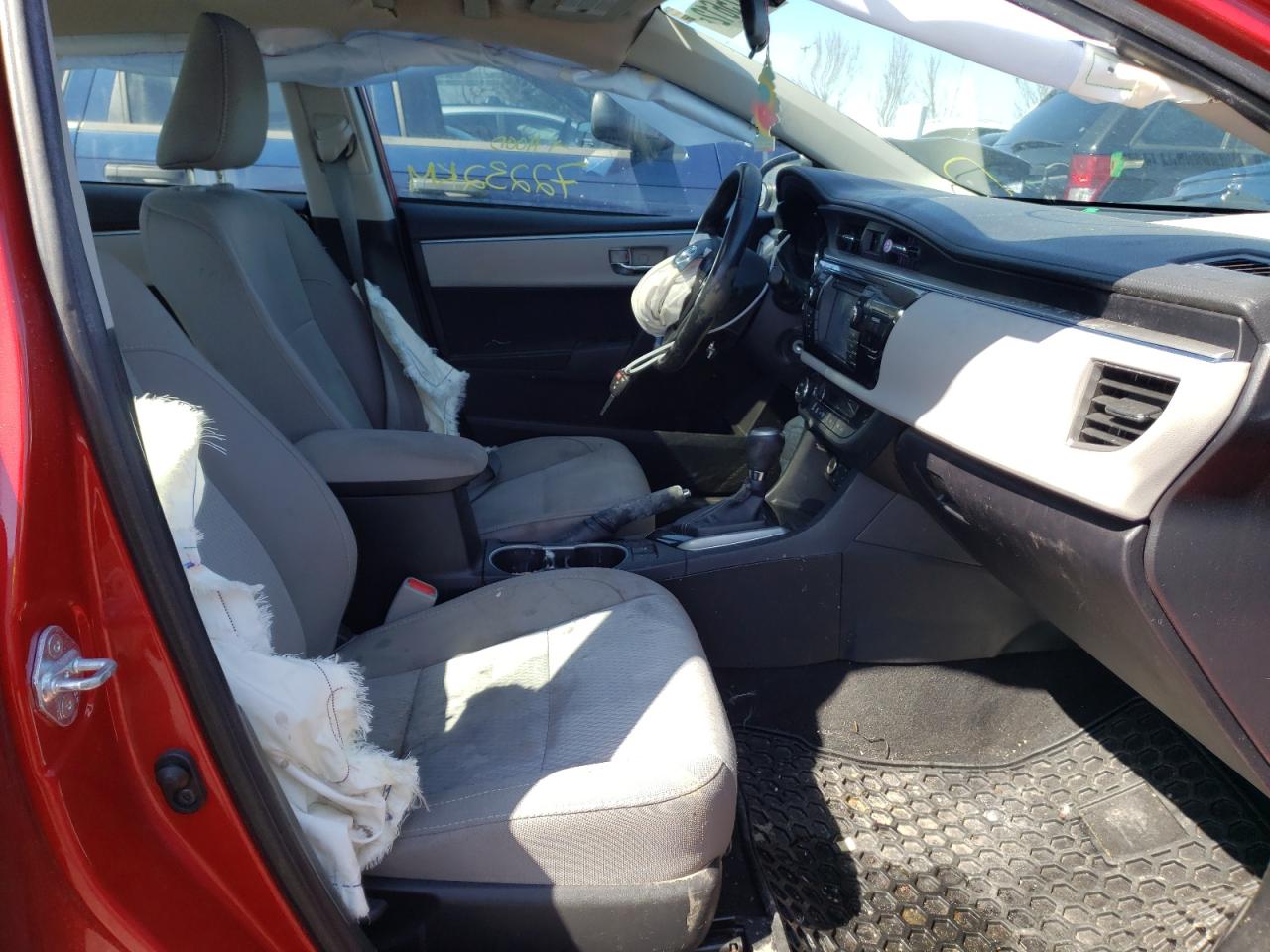 Photo 5 from auction – 2016 TOYOTA COROLLA L with VIN 2T1BURHE7GC667617