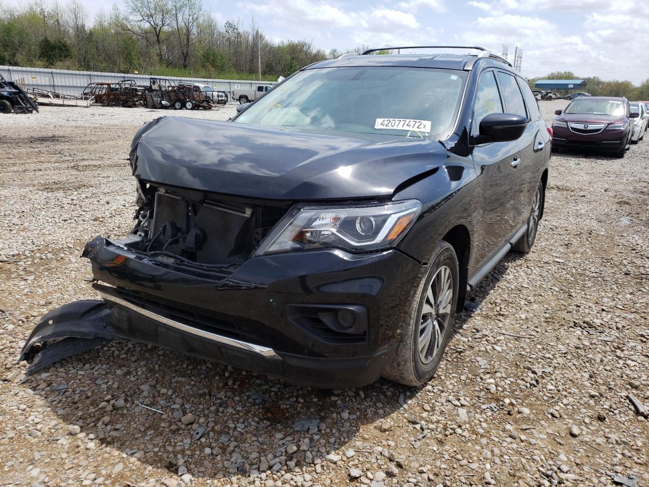 Photo 2 from auction – 2017 NISSAN PATHFINDER with VIN 5N1DR2MNXHC683629