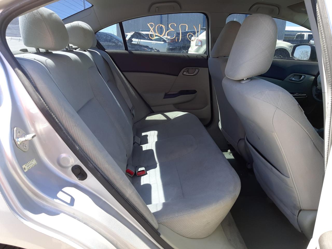 Photo 6 from auction – 2012 HONDA CIVIC LX with VIN 2HGFB2F50CH582136