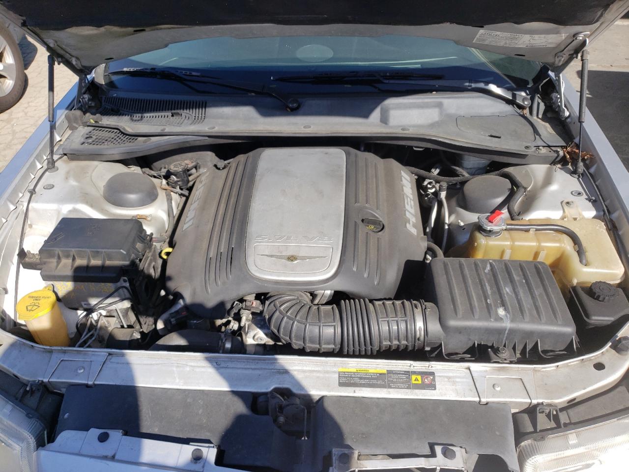 Photo 7 from auction – 2005 CHRYSLER 300C with VIN 2C3AA63H25H169255