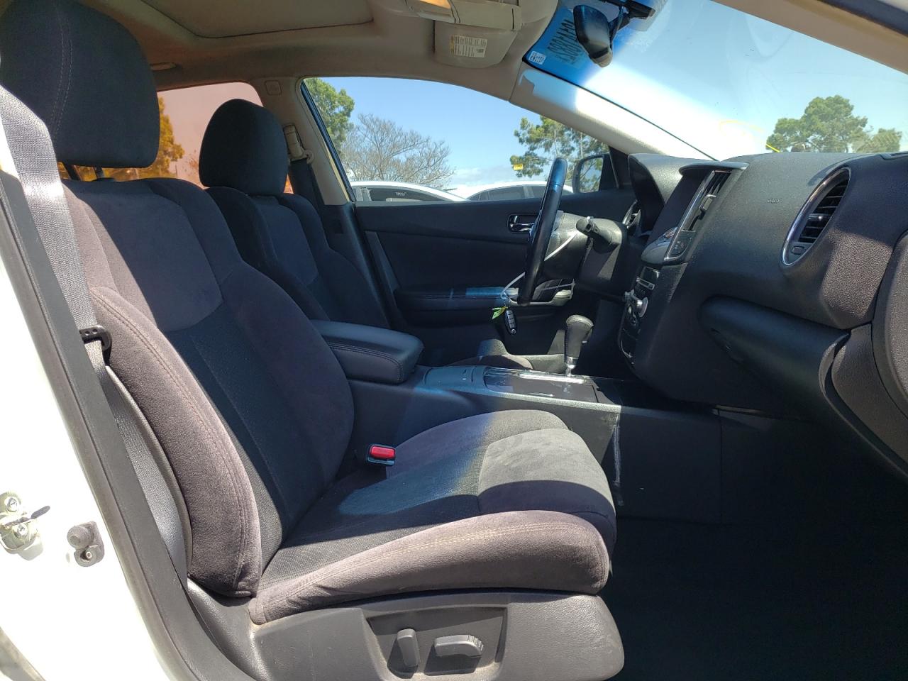 Photo 5 from auction – 2014 NISSAN MAXIMA S with VIN 1N4AA5AP2EC453333