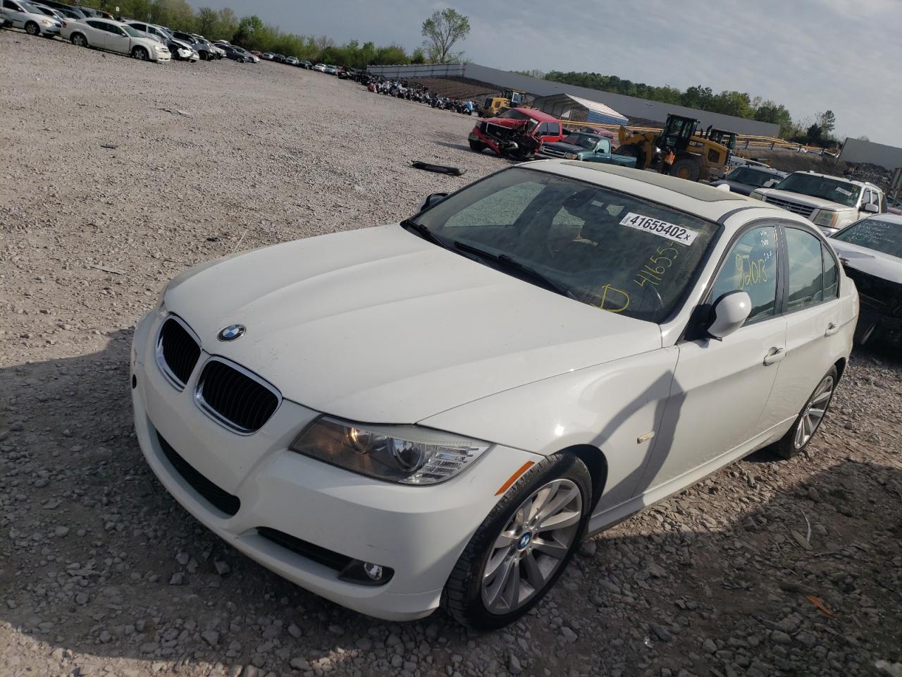 Photo 2 from auction – 2011 BMW 328 I with VIN WBAPH7G55BNM57679