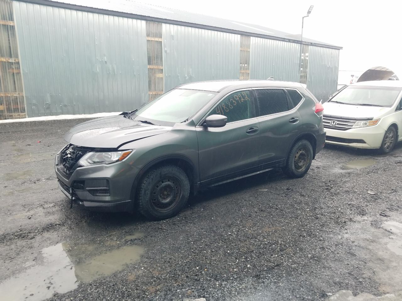 Photo 2 from auction – 2017 NISSAN ROGUE S with VIN 5N1AT2MT2HC791424