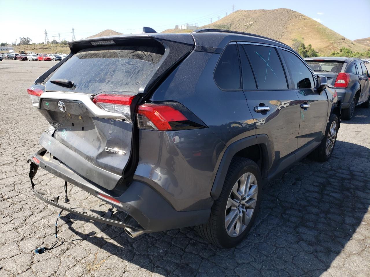 Photo 4 from auction – 2019 TOYOTA RAV4 LIMIT with VIN JTMY1RFV2KD035738