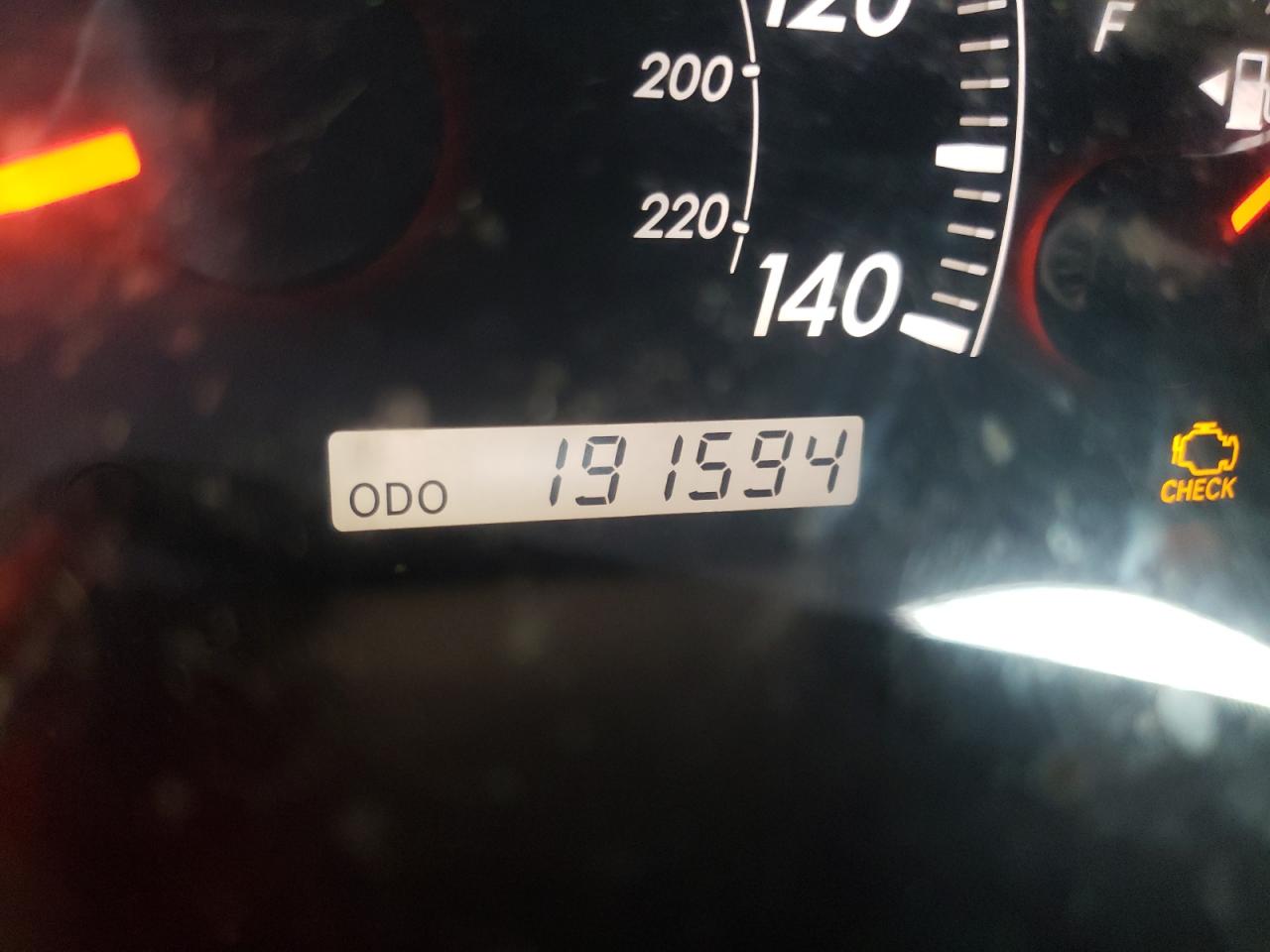 Photo 8 from auction – 2005 TOYOTA CAMRY LE with VIN 4T1BE30K15U077002