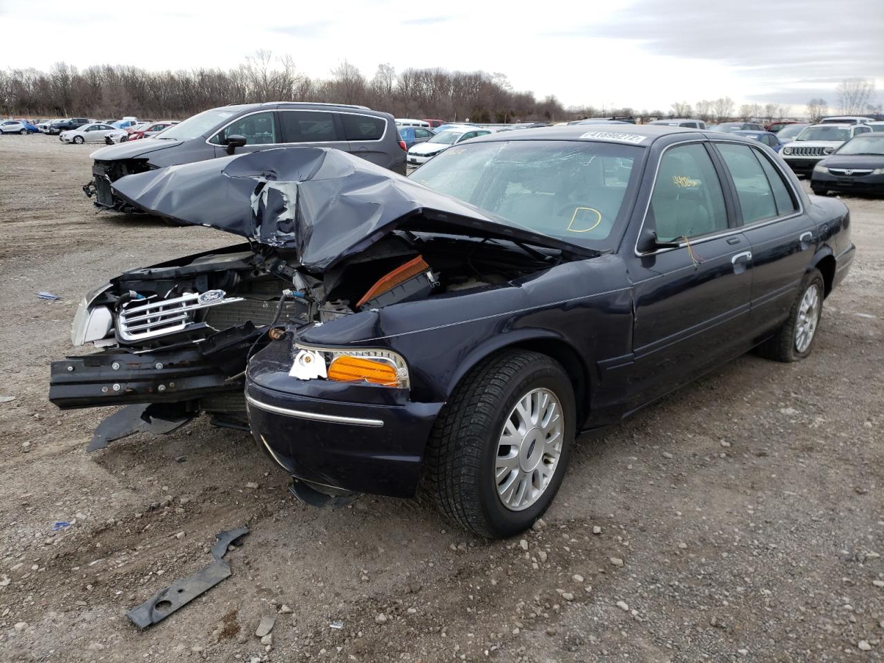Photo 2 from auction – 2003 FORD CROWN VICT with VIN 2FAFP74W73X123500