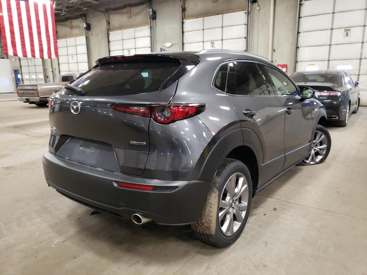 Photo 4 from auction – 2020 MAZDA CX-30 PREM with VIN 3MVDMBEM0LM112553