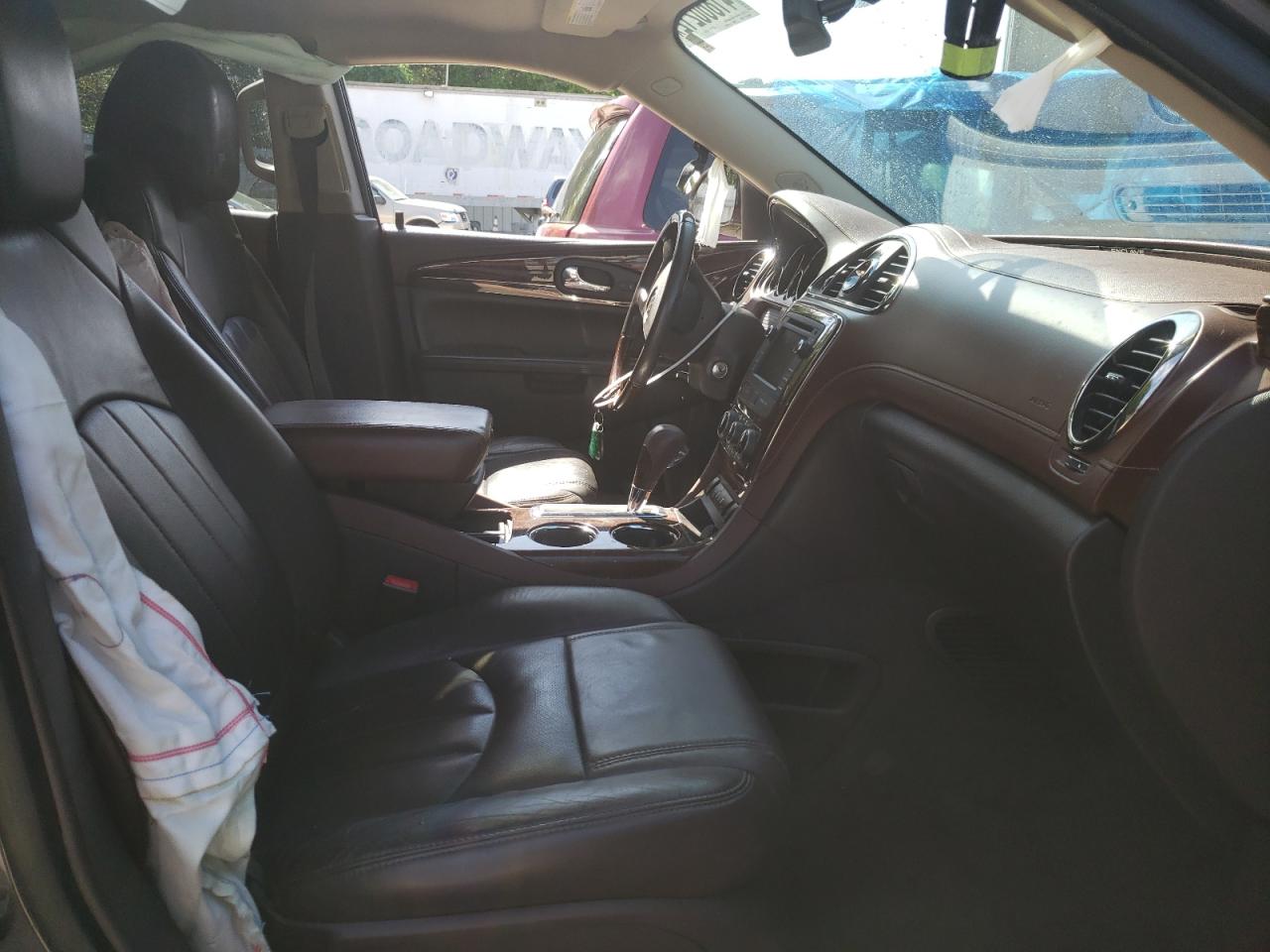 Photo 5 from auction – 2014 BUICK ENCLAVE with VIN 5GAKRBKDXEJ227550
