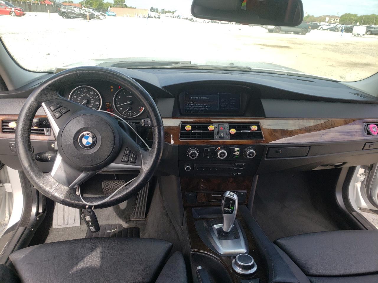 Photo 9 from auction – 2008 BMW 528 I with VIN WBANU53518C115292