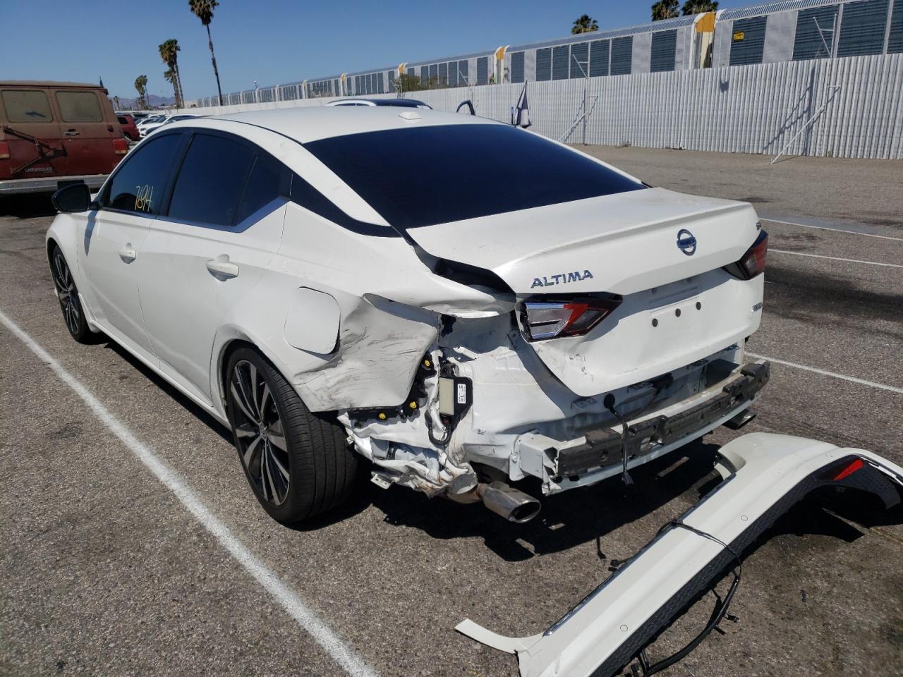 Photo 3 from auction – 2021 NISSAN ALTIMA SR with VIN 1N4BL4CW6MN343790