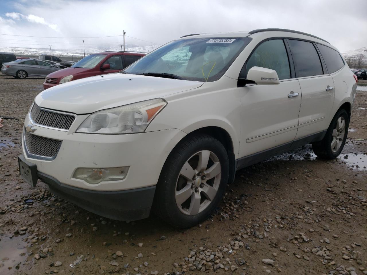 Photo 2 from auction – 2012 CHEVROLET TRAVERSE L with VIN 1GNKVLED0CJ140241