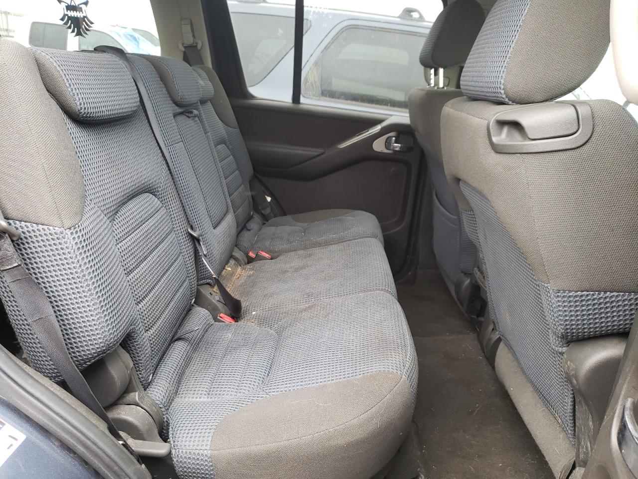 Photo 6 from auction – 2005 NISSAN PATHFINDER with VIN 5N1AR18W25C786801