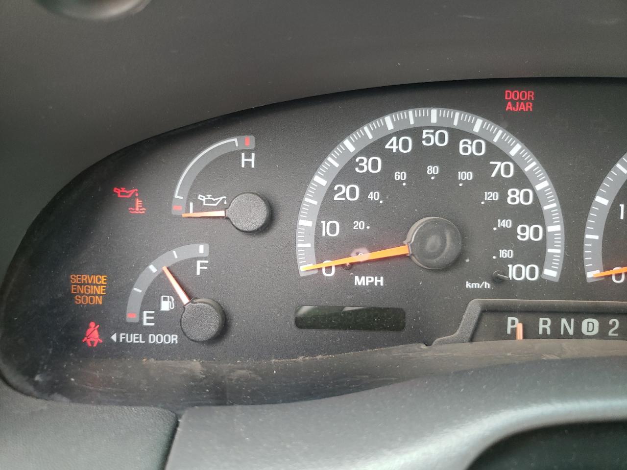 Photo 8 from auction – 2003 FORD F150 2WD with VIN 1FTRW07L03KD77667