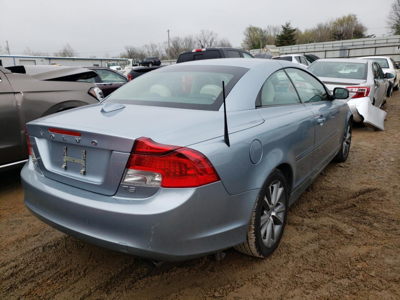 Photo 4 from auction – 2013 VOLVO C70 T5 with VIN YV1672MC4DJ139452