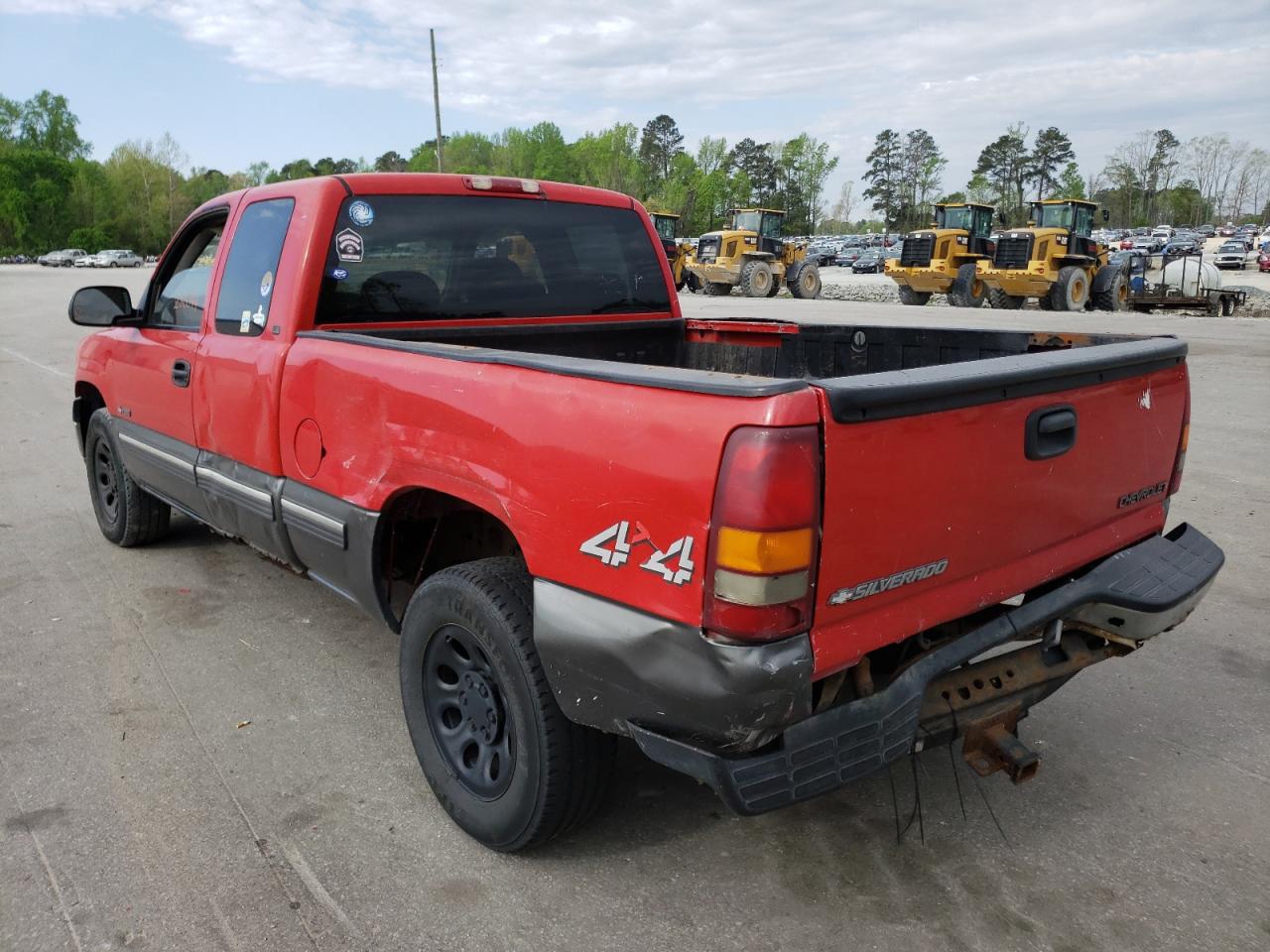 Photo 3 from auction – 2000 CHEVROLET SILVERADO with VIN 1GCEK19V3YE158951