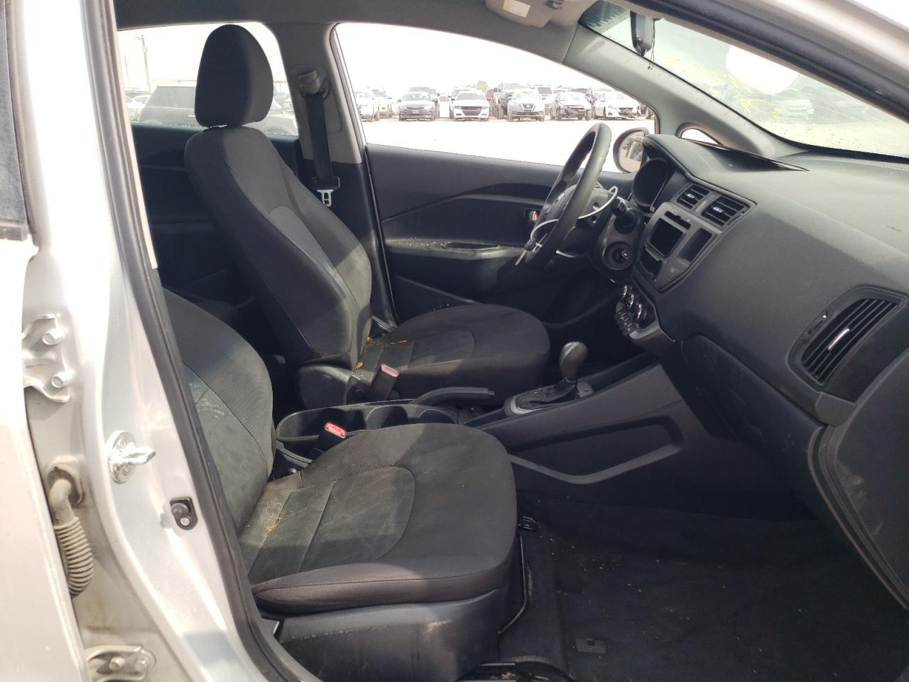 Photo 5 from auction – 2014 KIA RIO LX with VIN KNADM4A37E6364181
